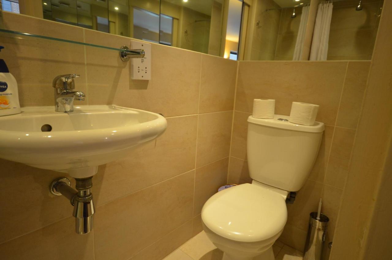 ロンドンFlat In Camden Townアパートメント エクステリア 写真